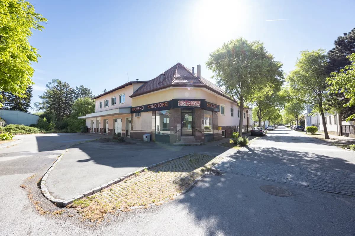 Grundstück kaufen in Baden – 2 062 m², € 800.000