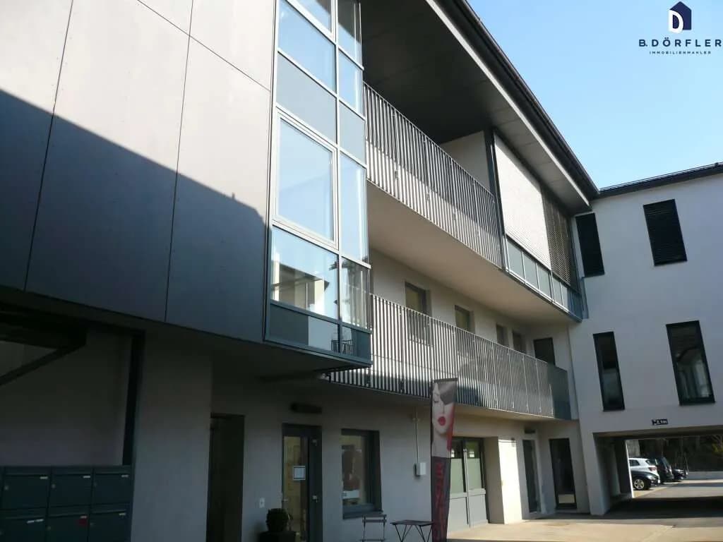 2-Zimmer-Gewerbeimmobilie mieten in Feldkirchen – 90 m², € 984