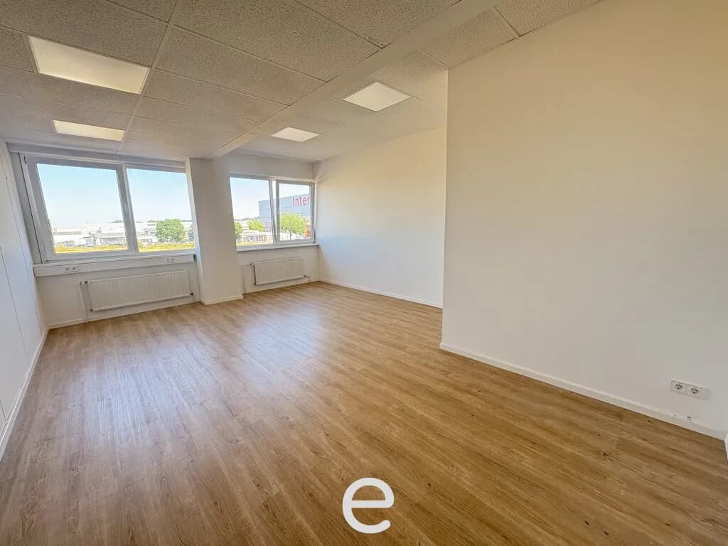 Gewerbeimmobilie mieten in Linz Land – 18 m², € 10 – Bild 5 von 21