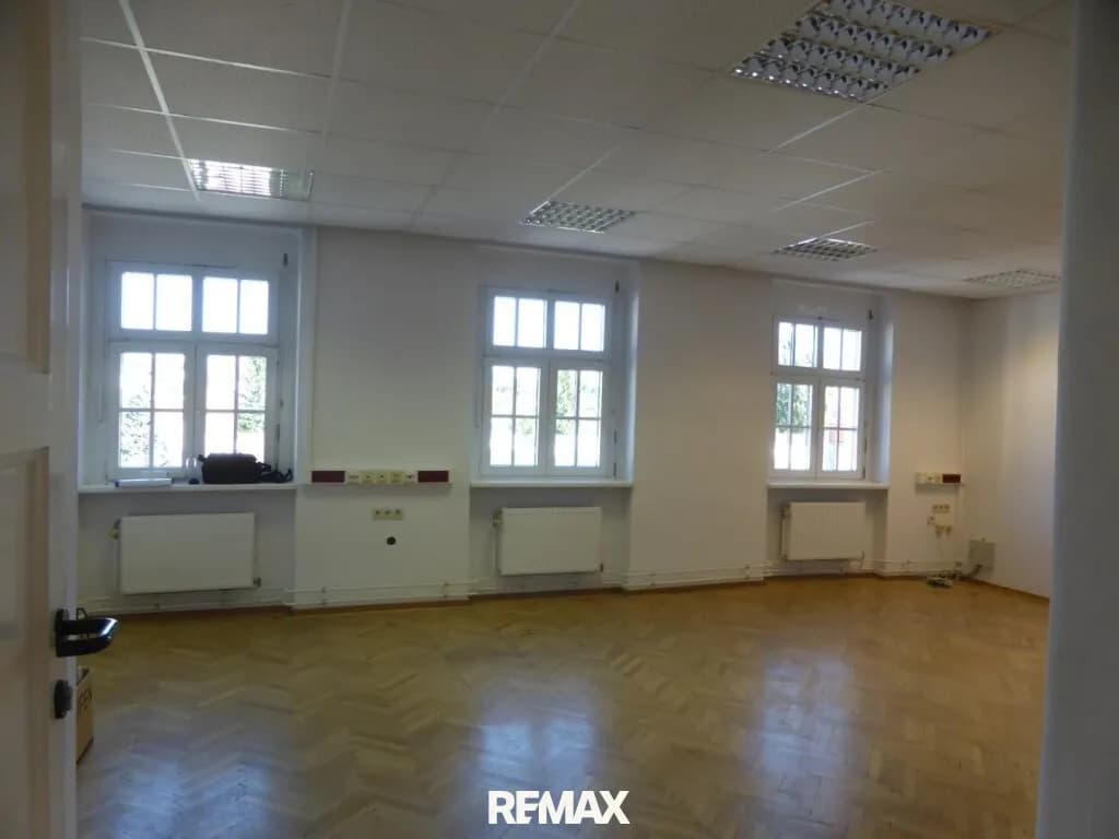 5-Zimmer-Gewerbeimmobilie mieten in Oberpullendorf – 223 m², € 2.289 – Bild 3 von 25