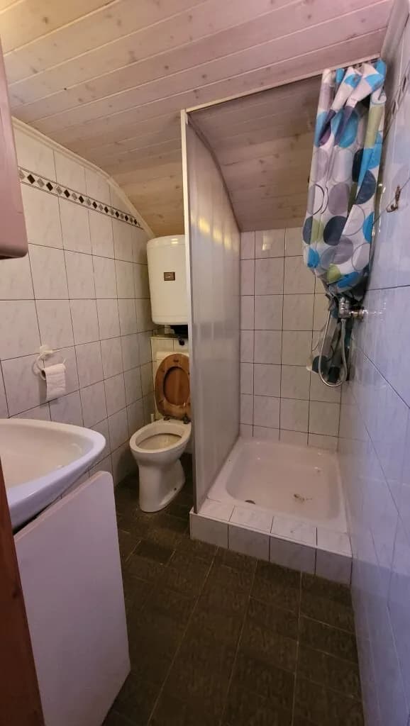 8-Zimmer-Haus kaufen in Krems Land – 265 m², € 290.000 – Bild 18 von 28