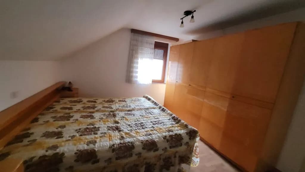 8-Zimmer-Haus kaufen in Krems Land – 265 m², € 290.000 – Bild 23 von 28