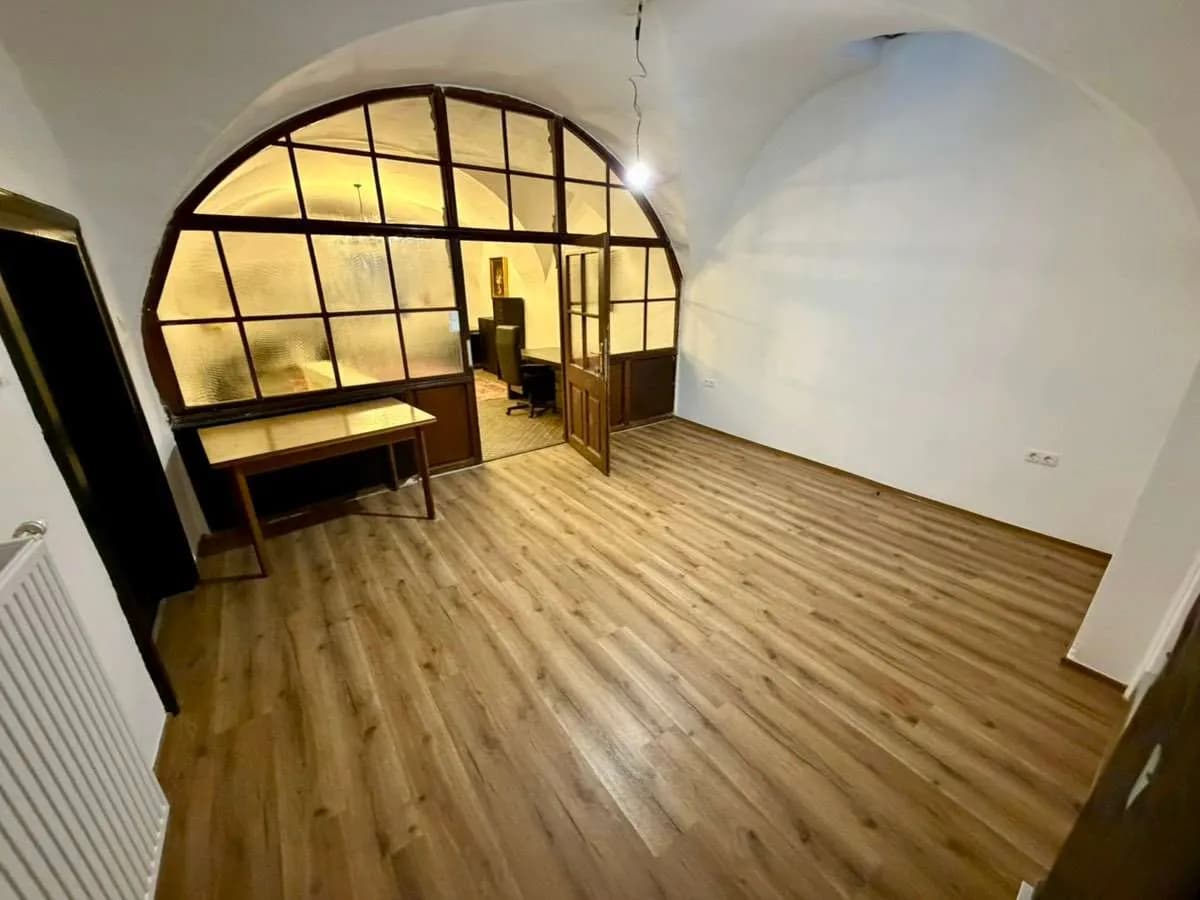 4-Zimmer-Gewerbeimmobilie mieten in Horn – 105 m², € 10 – Bild 3 von 10