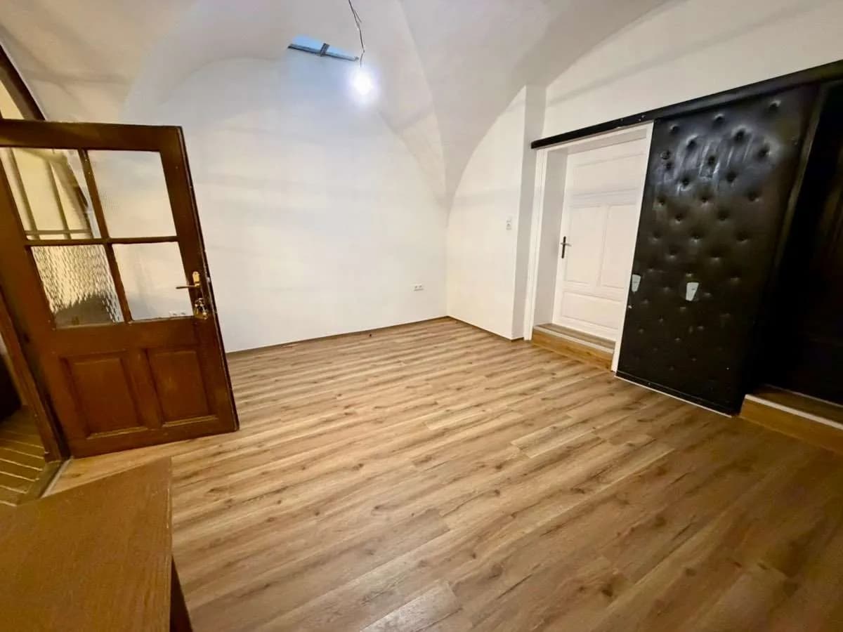 4-Zimmer-Gewerbeimmobilie mieten in Horn – 105 m², € 10 – Bild 6 von 10
