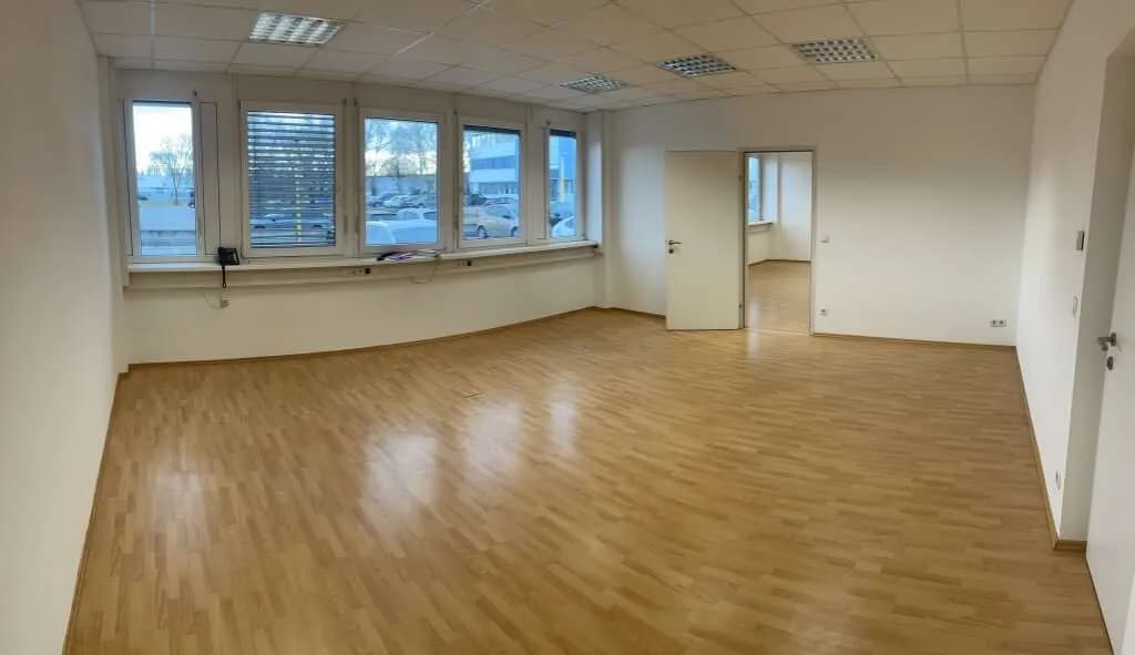 2-Zimmer-Gewerbeimmobilie mieten in Baden – 79 m², € 923 – Bild 3 von 5
