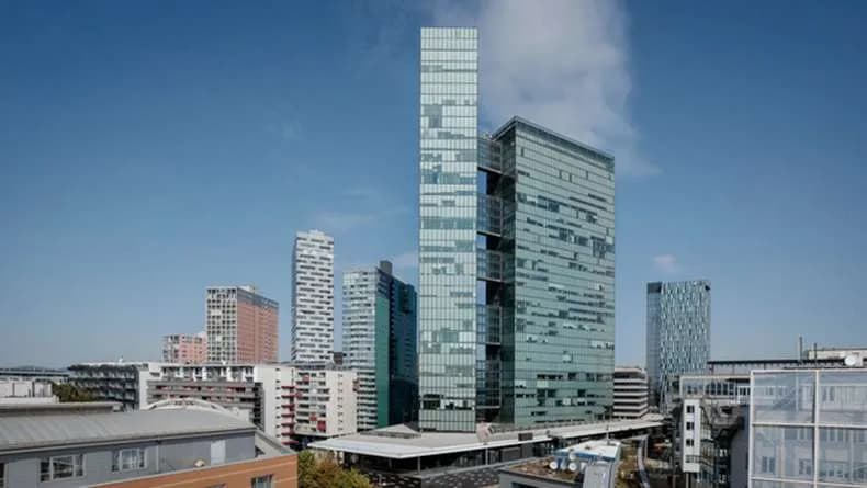 Gewerbeimmobilie mieten in Wien – 740 m², € 16