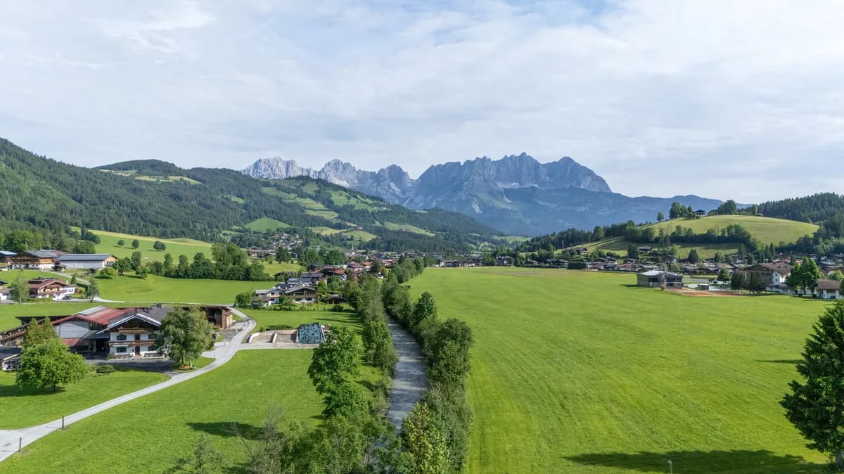 4-Zimmer-Haus kaufen in Kitzbühel – 207 m², € 2.595.000 – Bild 3 von 9