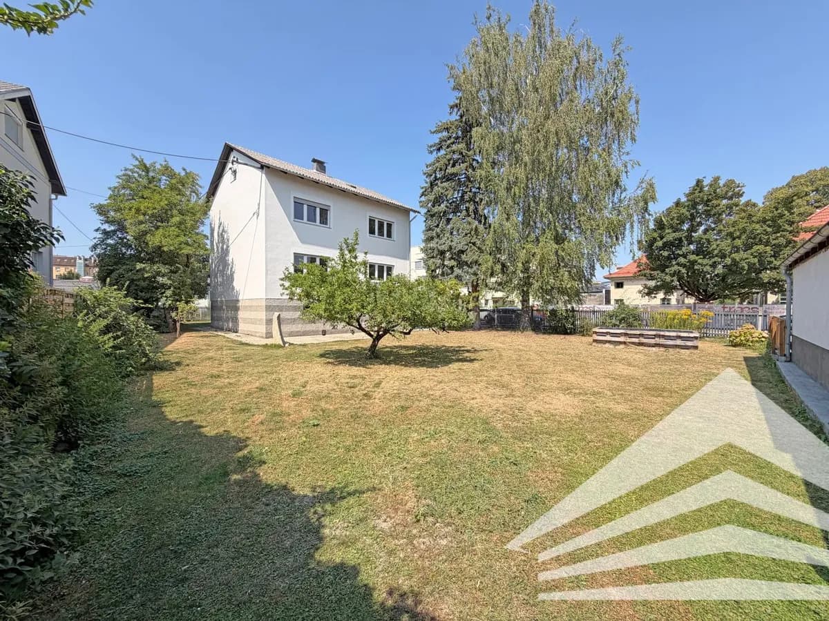 6-Zimmer-Haus mieten in Linz – 141 m², € 2.130