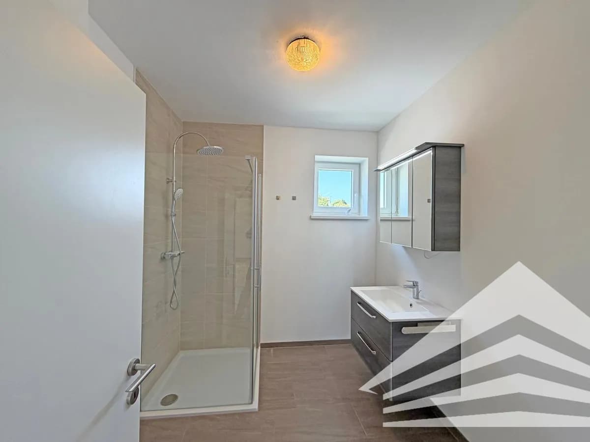 6-Zimmer-Haus mieten in Linz – 141 m², € 2.130 – Bild 18 von 33