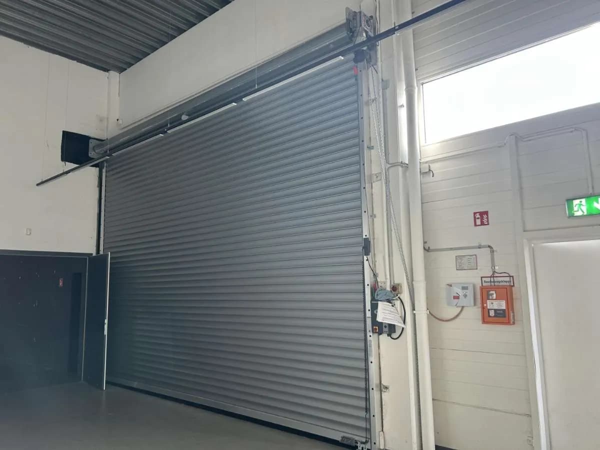 Gewerbeimmobilie mieten in Linz Land – 1 067 m² – Bild 9 von 12