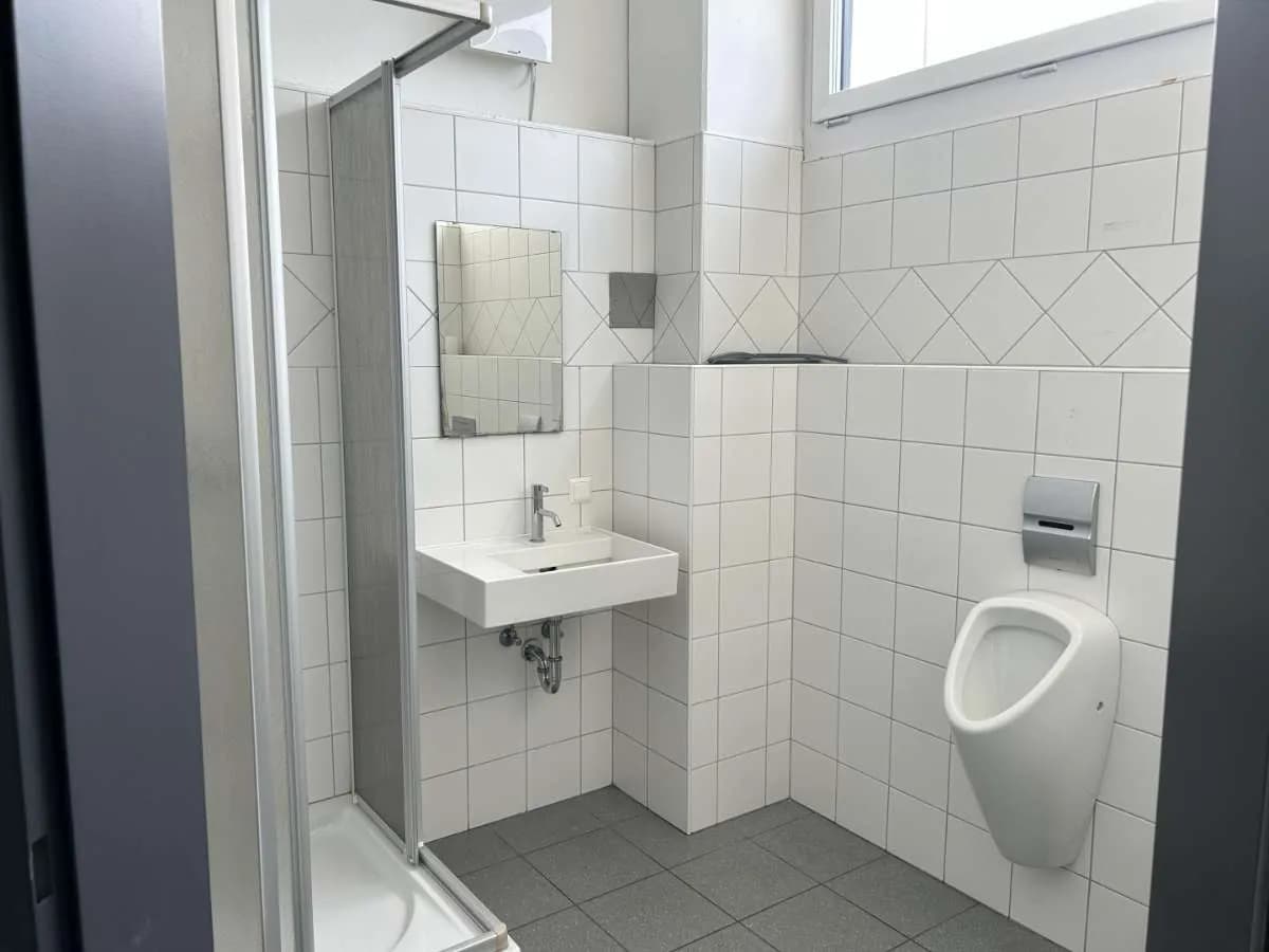 Gewerbeimmobilie mieten in Linz Land – 1 067 m² – Bild 11 von 12