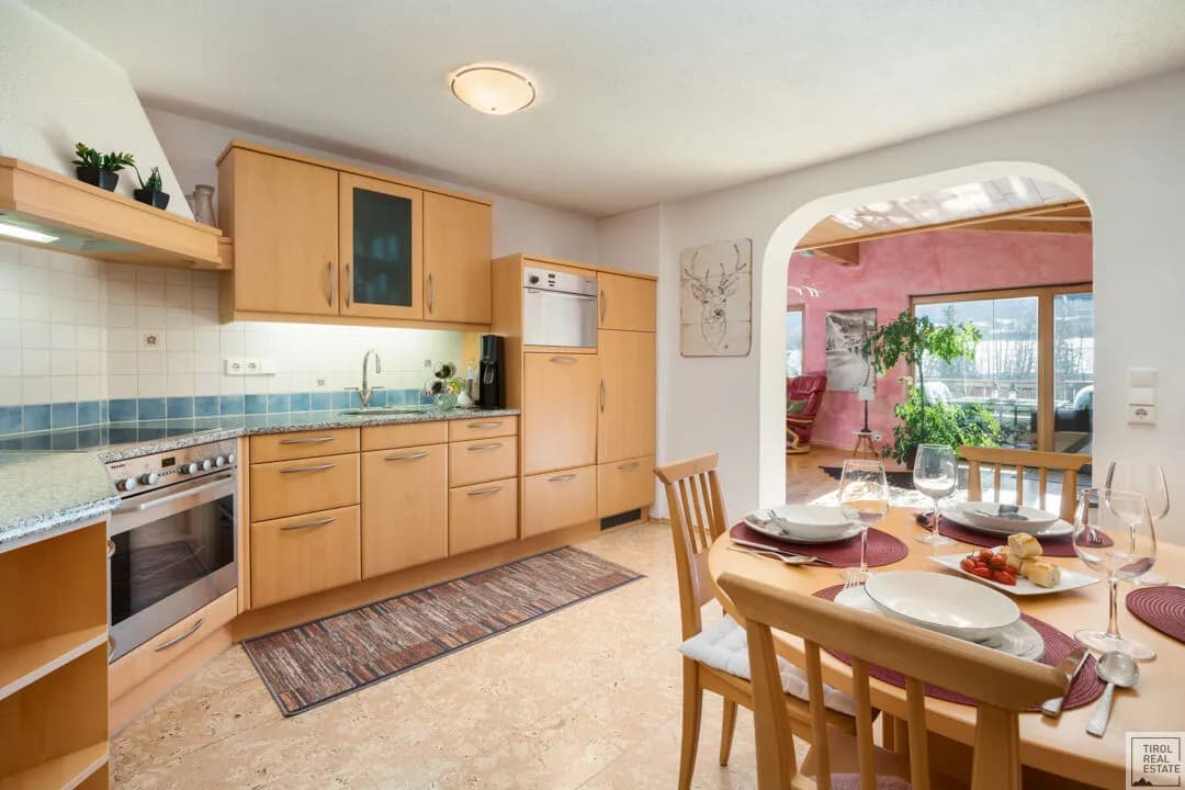 10-Zimmer-Immobilie kaufen in Kitzbühel – 221 m², € 1.690.000 – Bild 5 von 23