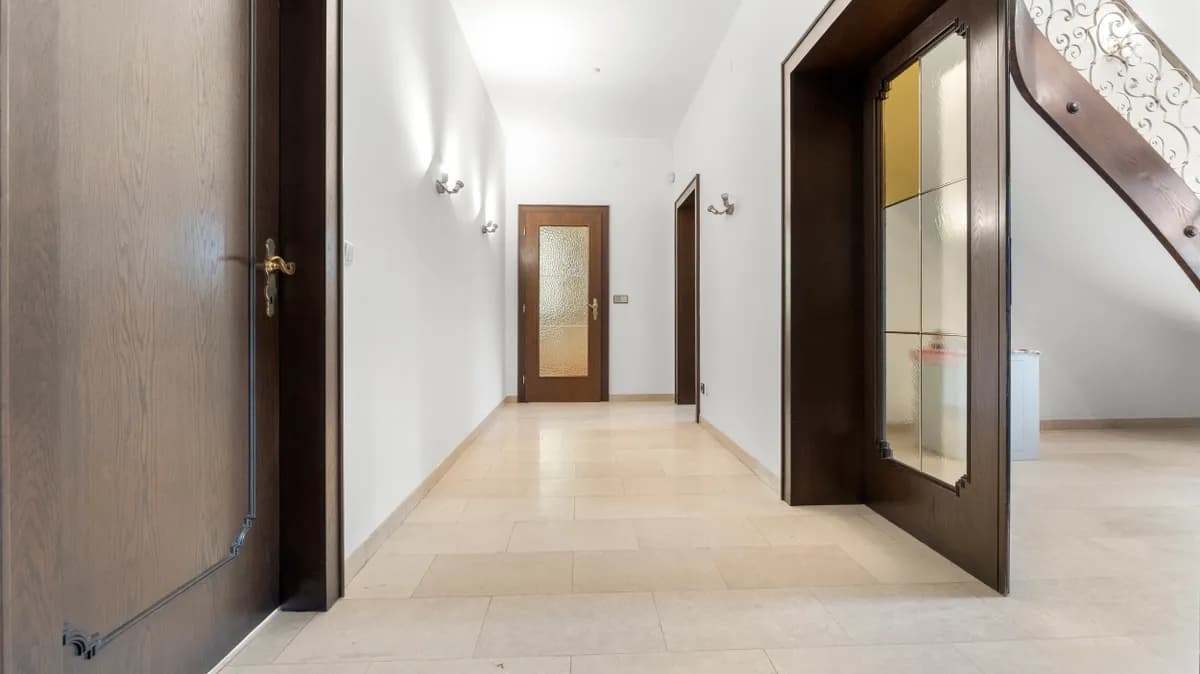 8-Zimmer-Immobilie mieten in Graz – 310 m² – Bild 4 von 12