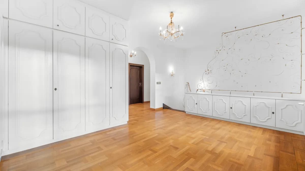 8-Zimmer-Immobilie mieten in Graz – 310 m² – Bild 8 von 12