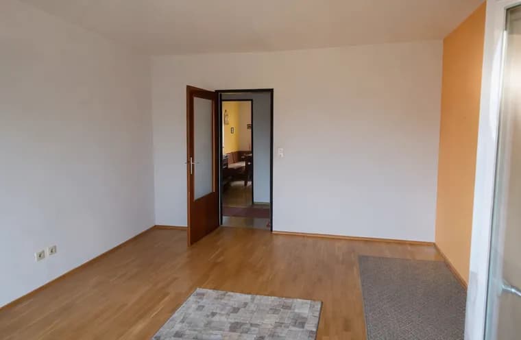 3-Zimmer-Wohnung kaufen in Vöcklabruck – 80 m², € 205.000 – Bild 2 von 10