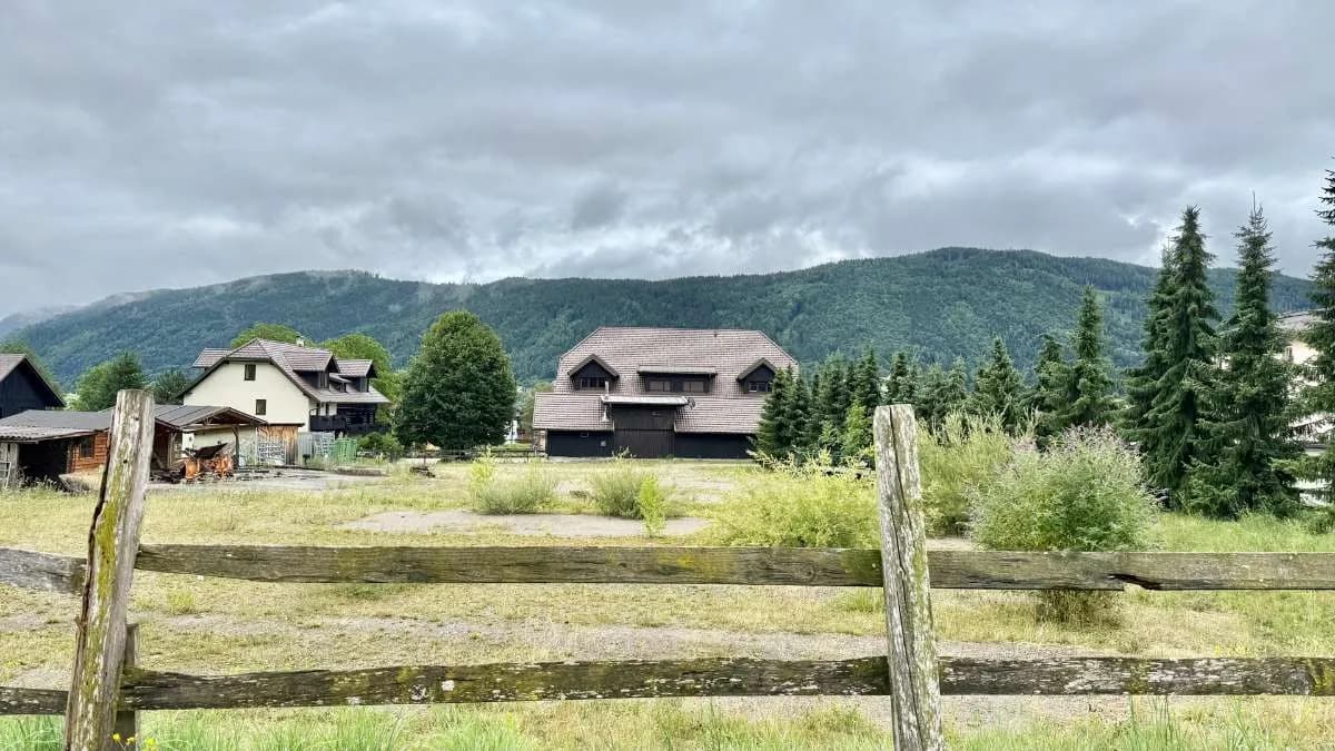 Grundstück kaufen in Feldkirchen – 2 767 m², € 489.000 – Bild 2 von 5