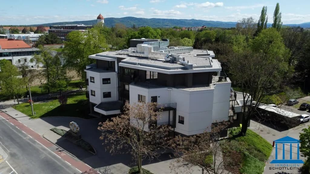 2-Zimmer-Wohnung mieten in Wiener Neustadt – 51 m², € 1.093