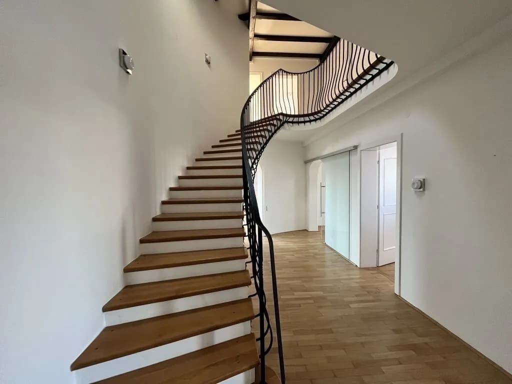 5-Zimmer-Gewerbeimmobilie mieten in Linz – 222 m², € 1.444 – Bild 6 von 20