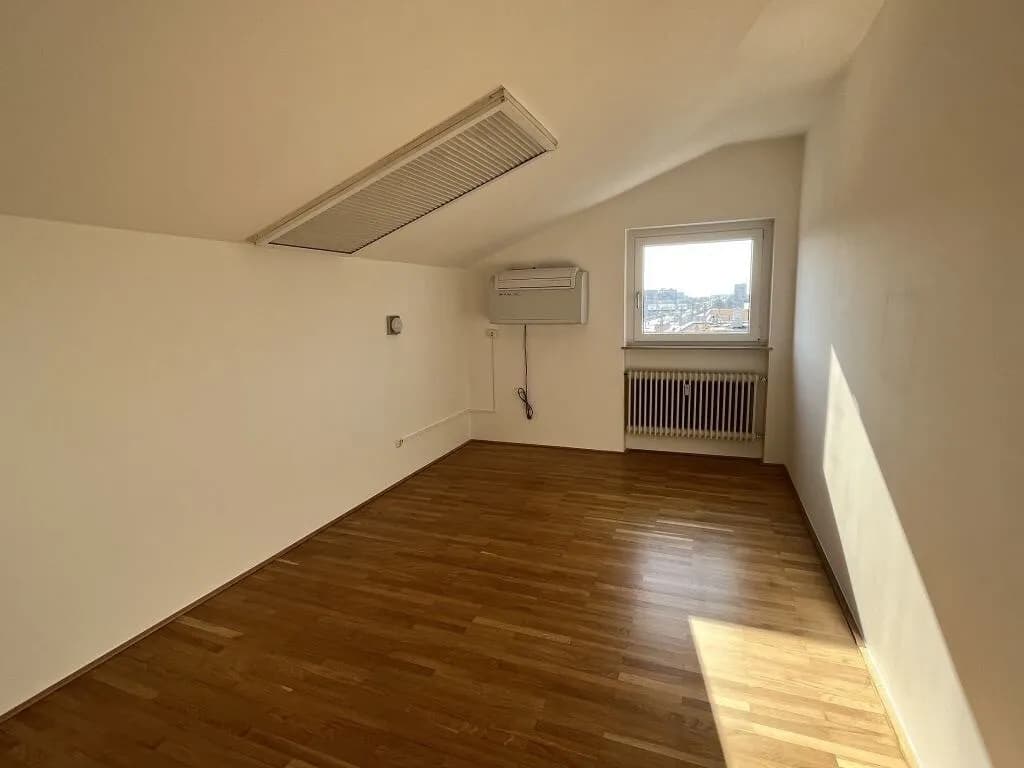 5-Zimmer-Gewerbeimmobilie mieten in Linz – 222 m², € 1.444 – Bild 13 von 20