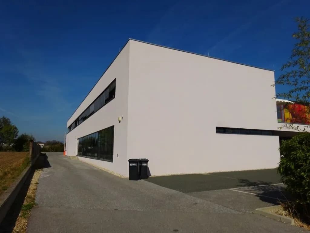 Gewerbeimmobilie kaufen in Weiz – 1 921 m², € 2.690.000 – Bild 2 von 5