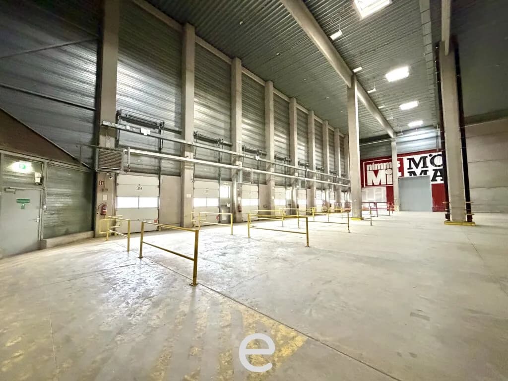 Gewerbeimmobilie mieten in Mödling – 1 906 m², € 7 – Bild 5 von 11