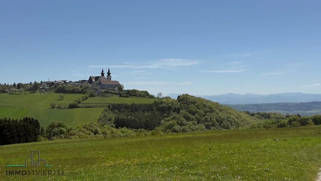 Grundstück kaufen in Melk – 2 554 m², € 89.000