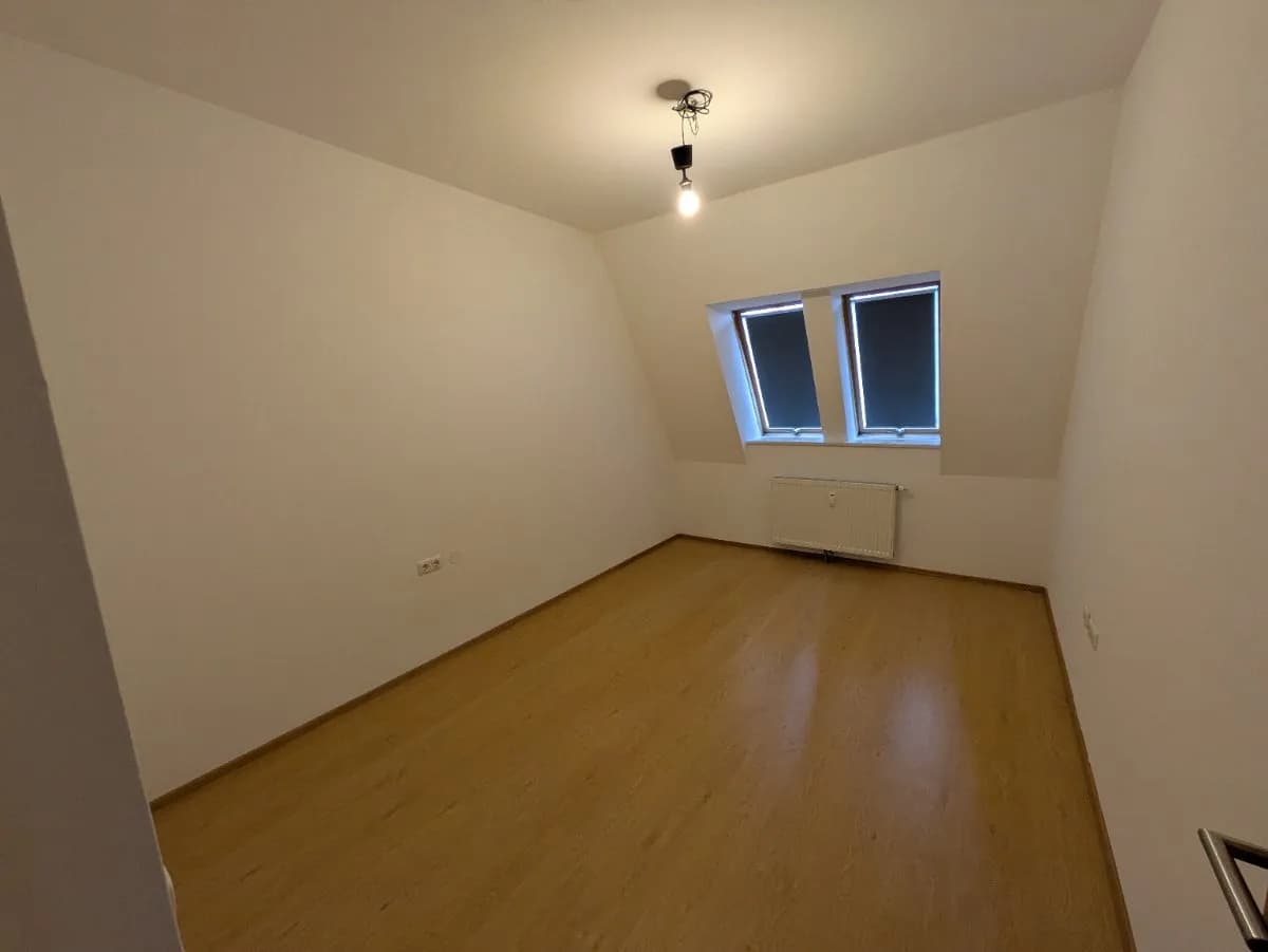 2-Zimmer-Wohnung mieten in Steyr – 43 m², € 548 – Bild 8 von 8