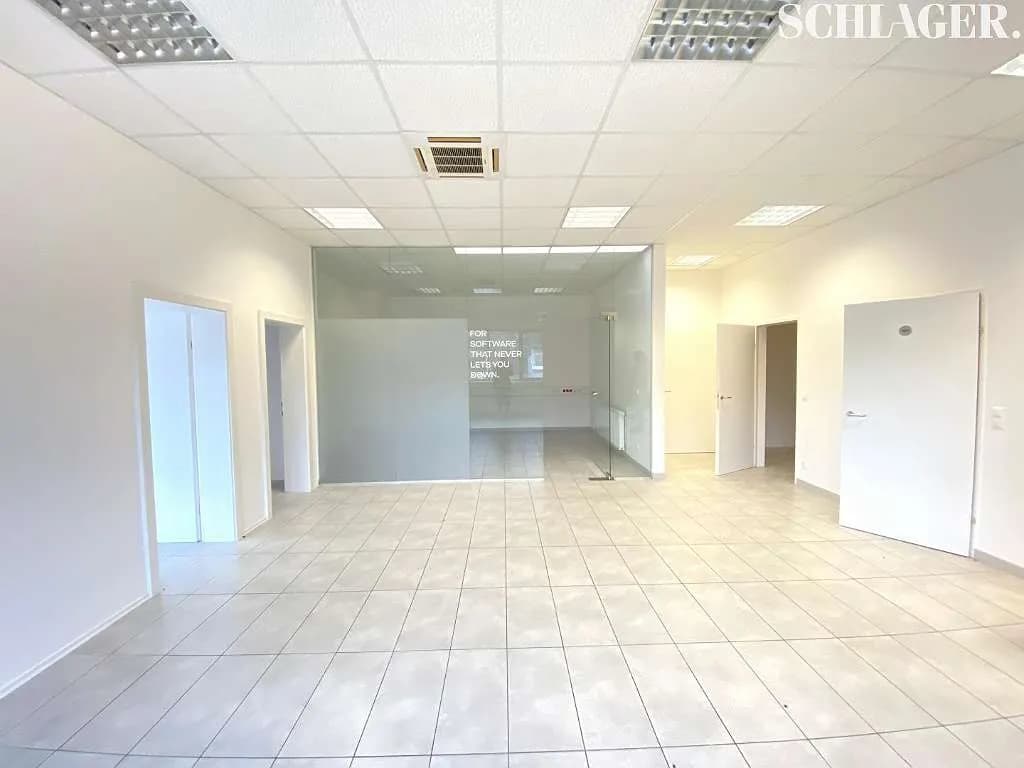 Gewerbeimmobilie mieten in Graz-Umgebung – 150 m², € 1.986