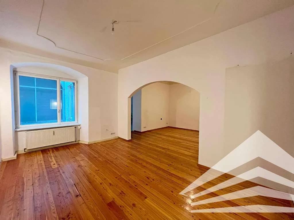 2-Zimmer-Gewerbeimmobilie mieten in Linz – 95 m², € 985 – Bild 2 von 5