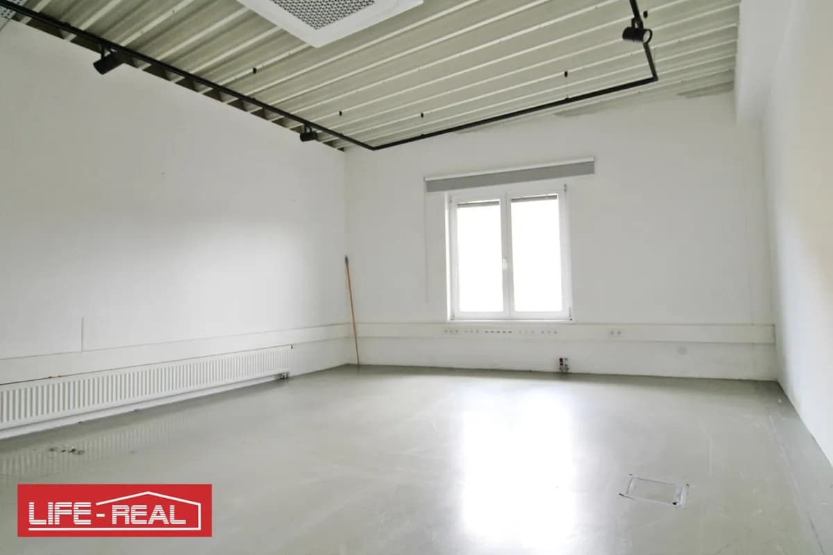 5-Zimmer-Gewerbeimmobilie mieten in Linz – 470 m², € 5.499 – Bild 10 von 27