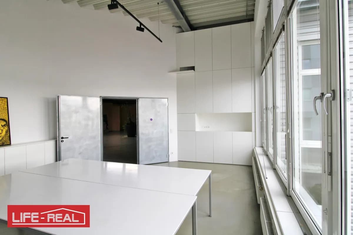 5-Zimmer-Gewerbeimmobilie mieten in Linz – 470 m², € 5.499 – Bild 16 von 27