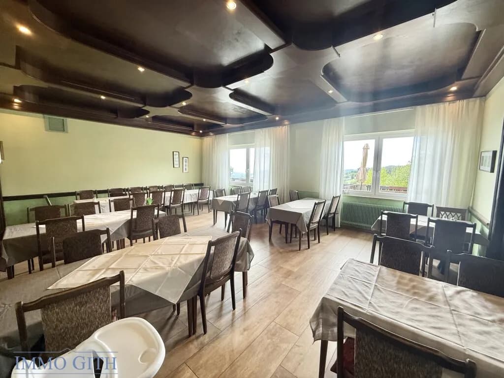 15-Zimmer-Gewerbeimmobilie kaufen in Neunkirchen – 1 158 m², € 580.000 – Bild 16 von 73