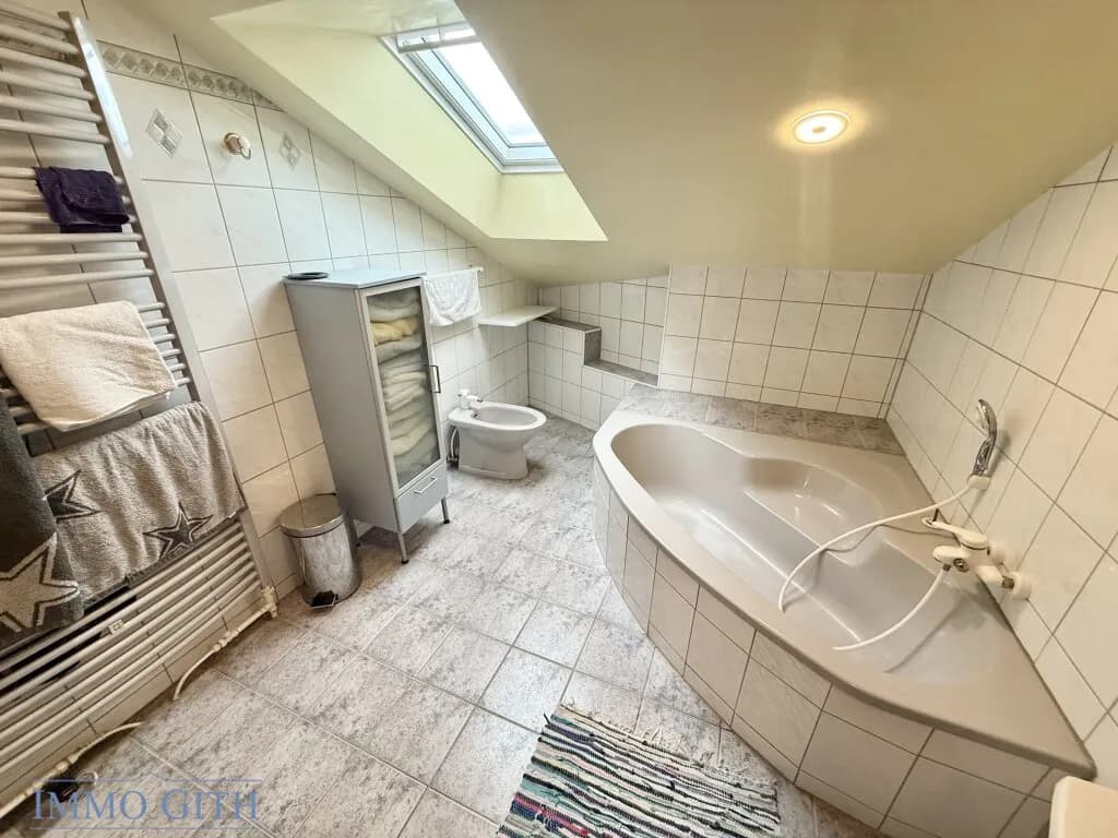 15-Zimmer-Gewerbeimmobilie kaufen in Neunkirchen – 1 158 m², € 580.000 – Bild 34 von 73