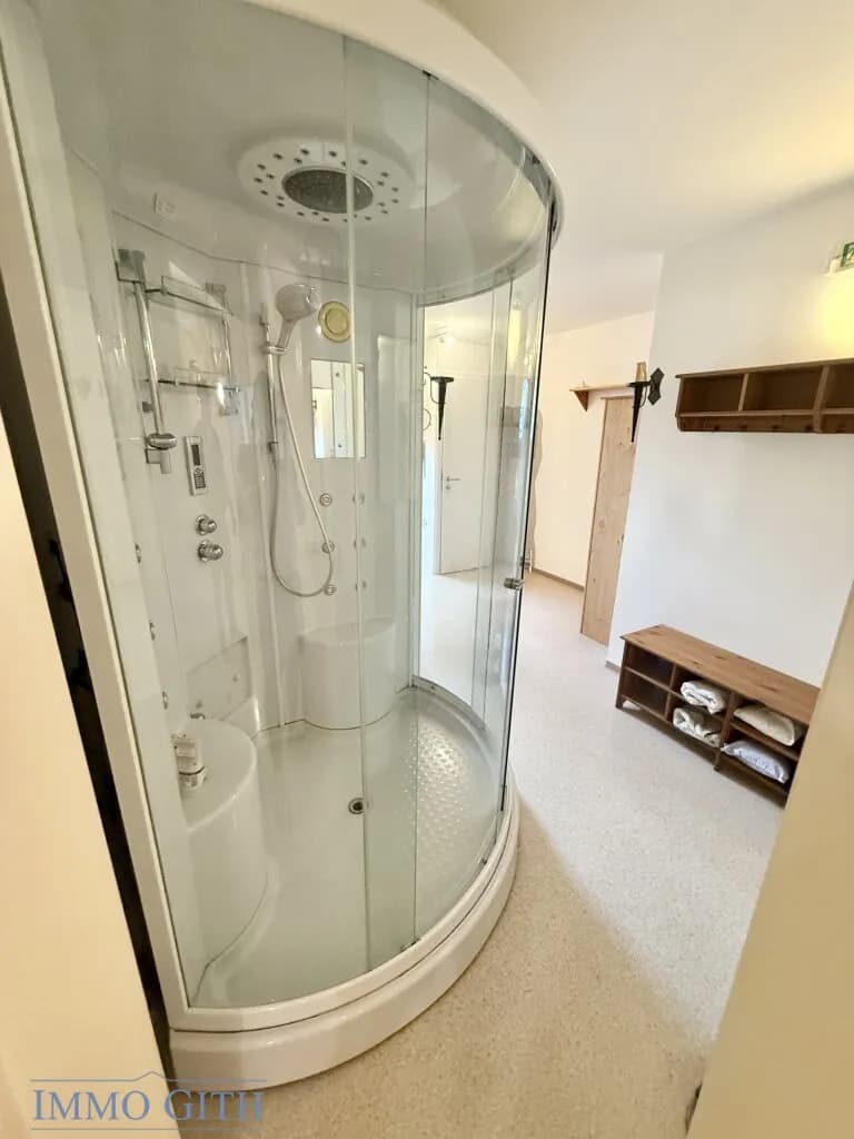 15-Zimmer-Gewerbeimmobilie kaufen in Neunkirchen – 1 158 m², € 580.000 – Bild 38 von 73