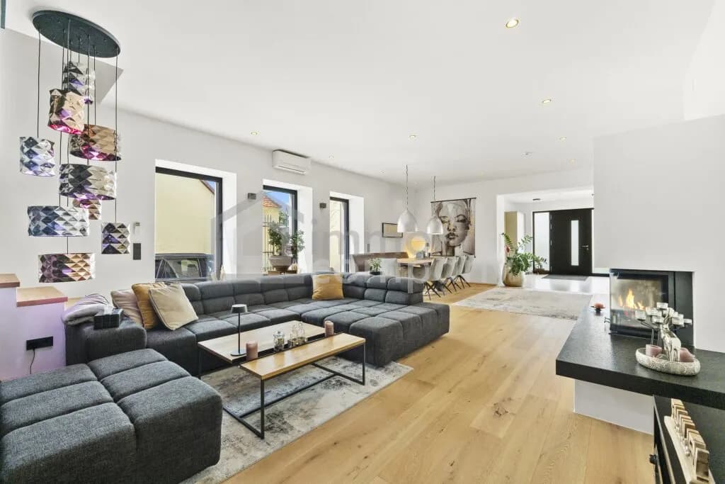 5-Zimmer-Immobilie kaufen in Baden – 226,79 m², € 1.920.000 – Bild 2 von 15