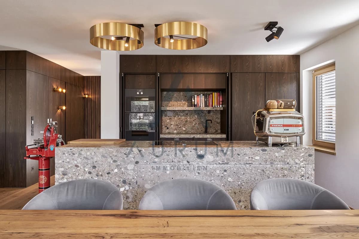 6-Zimmer-Haus mieten in Kitzbühel – 291 m², € 9.525 – Bild 4 von 28