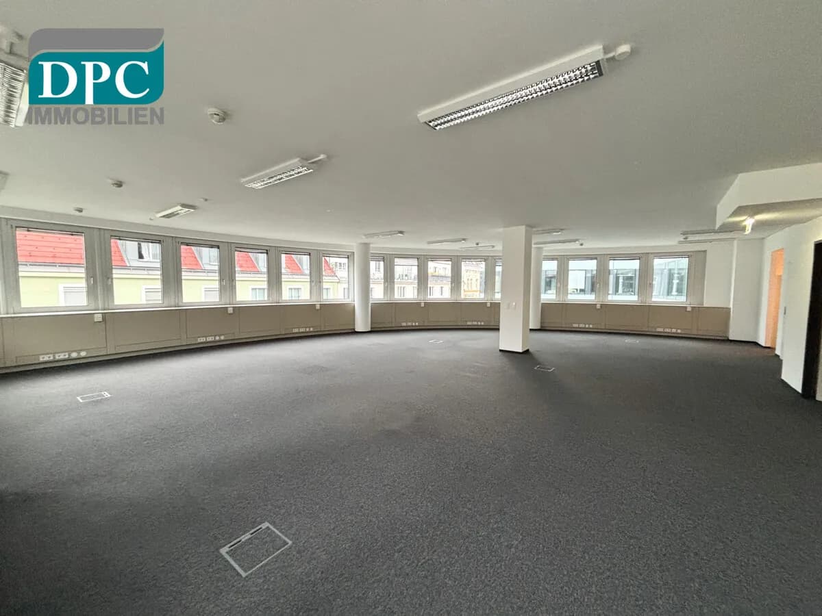 Gewerbeimmobilie mieten in Wien – 583 m², € 10.423