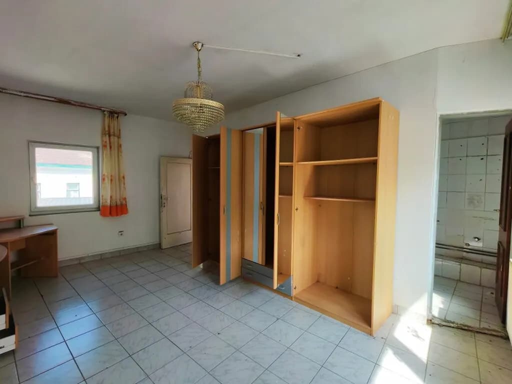 Haus kaufen in Eisenstadt – 150 m², € 220.000 – Bild 6 von 9