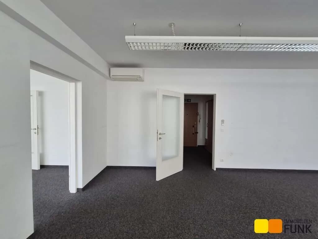 1-Zimmer-Gewerbeimmobilie mieten in Wien – 45 m², € 670 – Bild 9 von 20