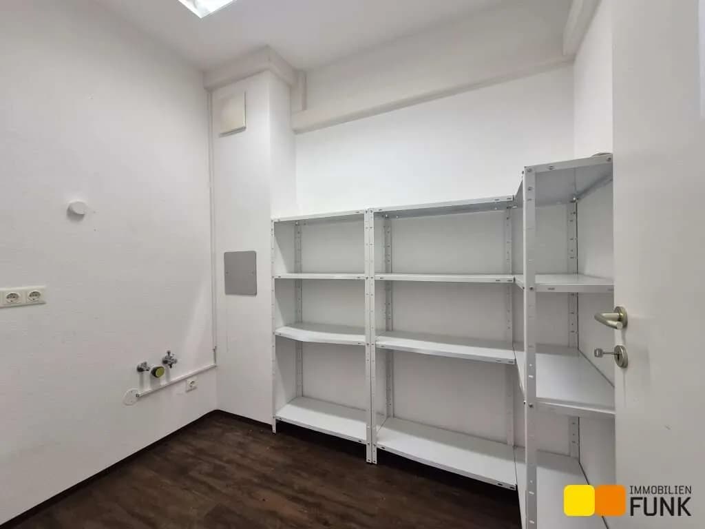 1-Zimmer-Gewerbeimmobilie mieten in Wien – 45 m², € 670 – Bild 11 von 20