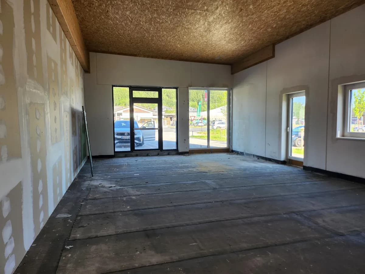Gewerbeimmobilie mieten in Völkermarkt – 158 m², € 2.166 – Bild 3 von 5
