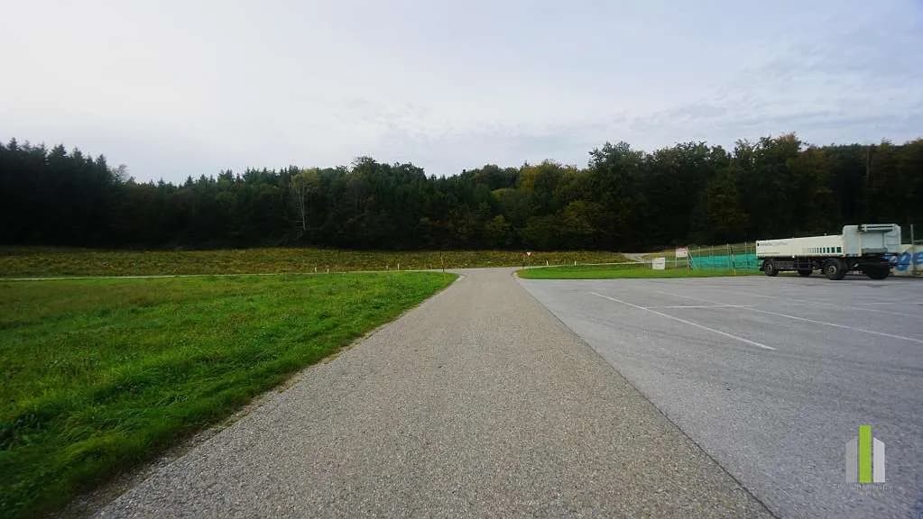 Grundstück kaufen in Braunau am Inn – 8 223 m², € 900.000 – Bild 3 von 6