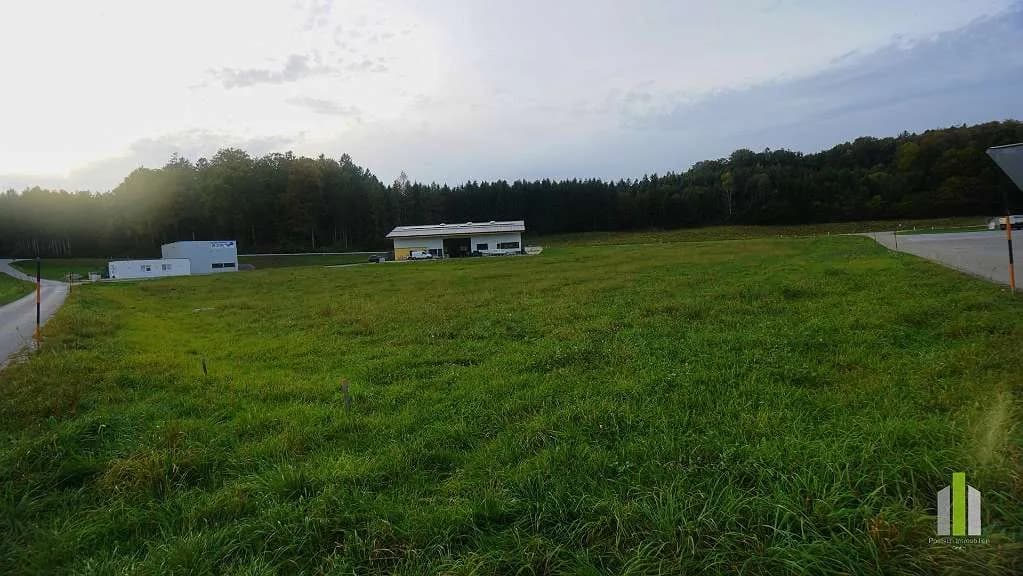 Grundstück kaufen in Braunau am Inn – 8 223 m², € 900.000 – Bild 5 von 6