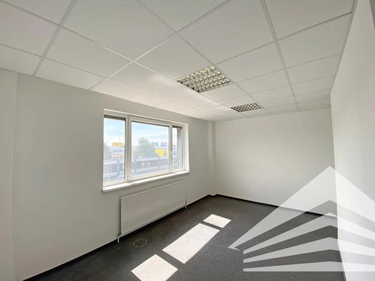 4-Zimmer-Gewerbeimmobilie mieten in Linz Land – 130 m², € 1.474 – Bild 4 von 8