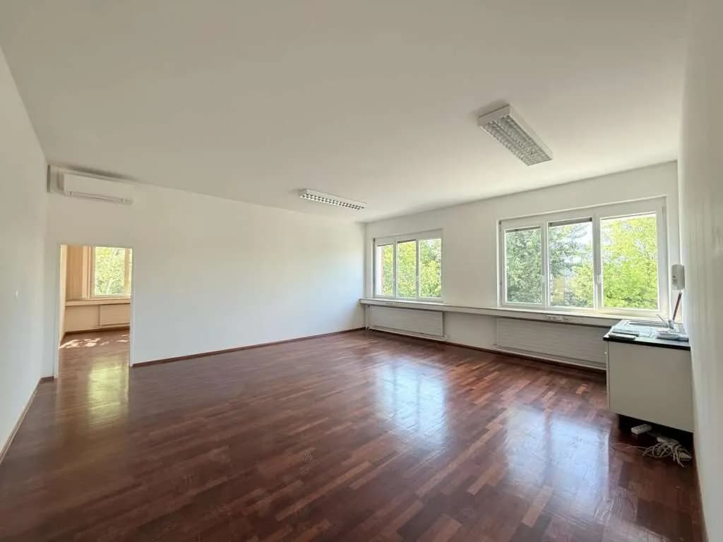 3-Zimmer-Gewerbeimmobilie mieten in Mödling – 118 m², € 1.648 – Bild 2 von 6