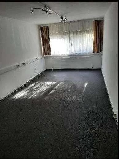 Gewerbeimmobilie mieten in Tulln – 216 m², € 2.004 – Bild 5 von 9