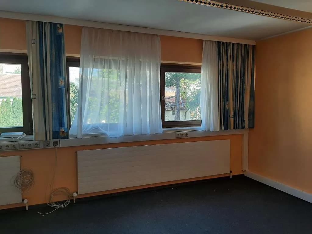 Gewerbeimmobilie mieten in Tulln – 216 m², € 2.004 – Bild 9 von 9