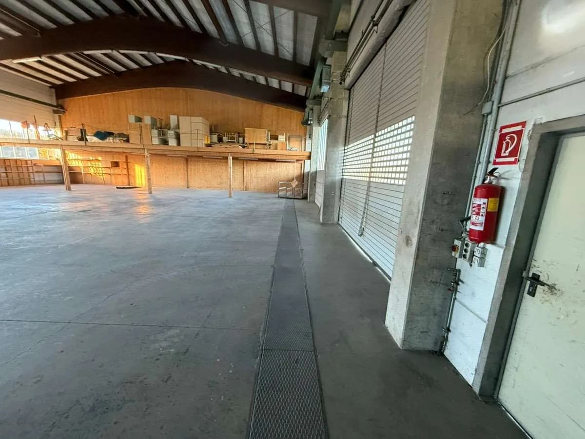 Gewerbeimmobilie mieten in Melk – 1 500 m², € 5 – Bild 8 von 9