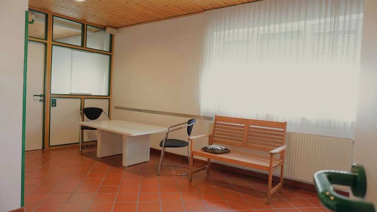Gewerbeimmobilie kaufen in Vöcklabruck – 290 m², € 510.000 – Bild 17 von 24