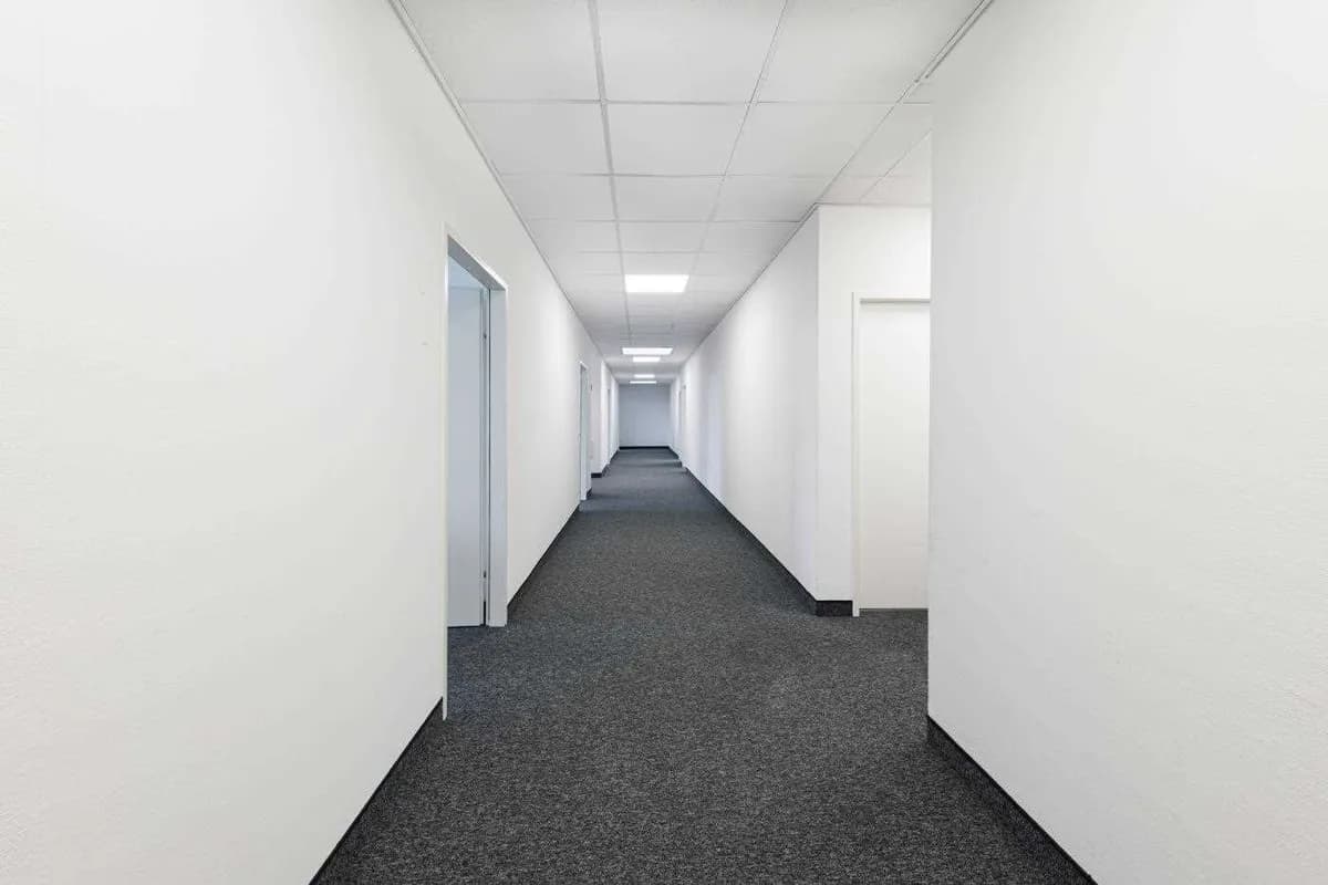 Gewerbeimmobilie mieten in Bruck an der Leitha – 741 m², € 5 – Bild 3 von 13